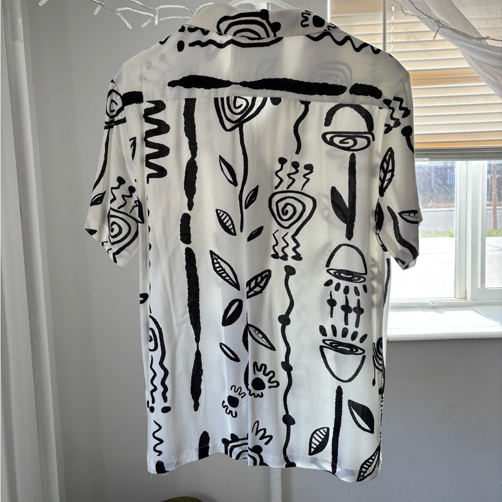 Denim & Flower Black and White Casual Button Down Shirt